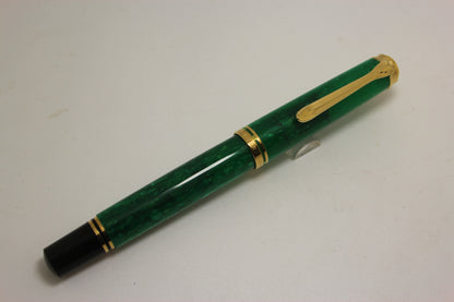 Pelikan M600 Vibrant Green Fountain Pen