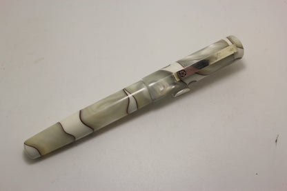 Kanilea Kona Snow Fountain Pen