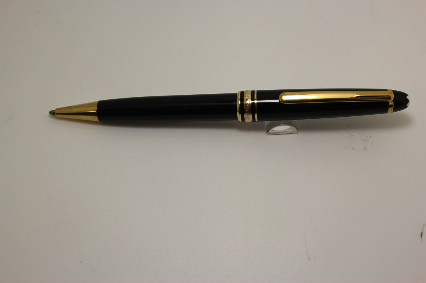 MontBlanc Meisterstück Gold Trim 164 Classique Ballpoint Pen
