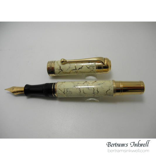 Aurora Jubilaeum (A.D. 2000) Limited Edition Fountain Pen