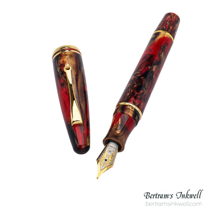 Maiora Ultra Ogiva Golden Rule Fountain Pen
