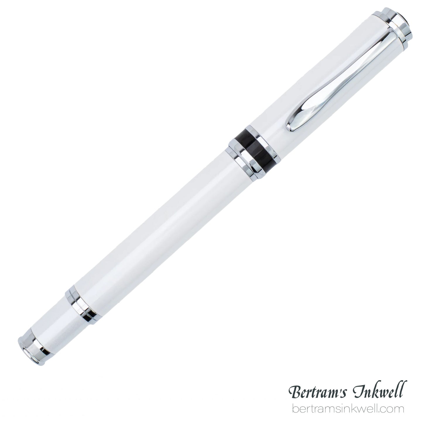Monteverde Innova 2026 Color of The Year Cloud Dancer Chrome Trim Limited Edition Fountain Pen Set