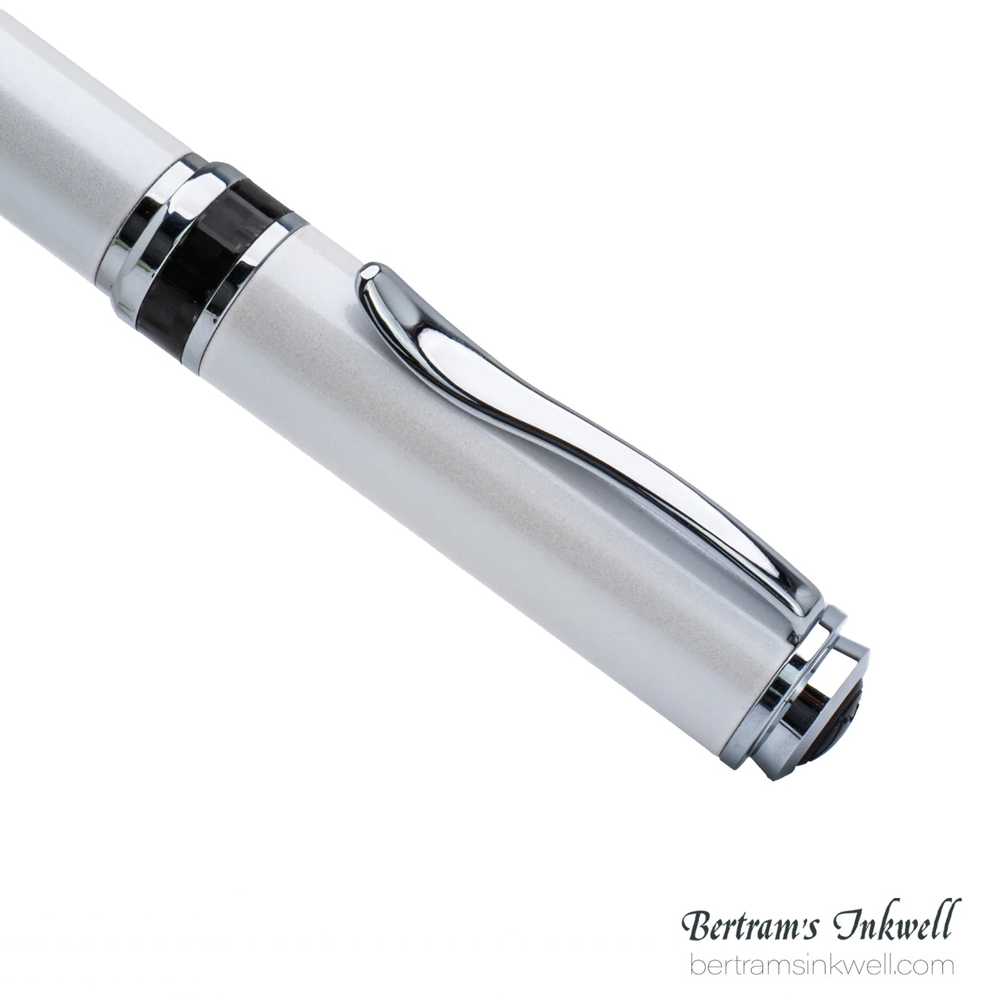 Monteverde Innova 2026 Color of The Year Cloud Dancer Chrome Trim Limited Edition Fountain Pen Set