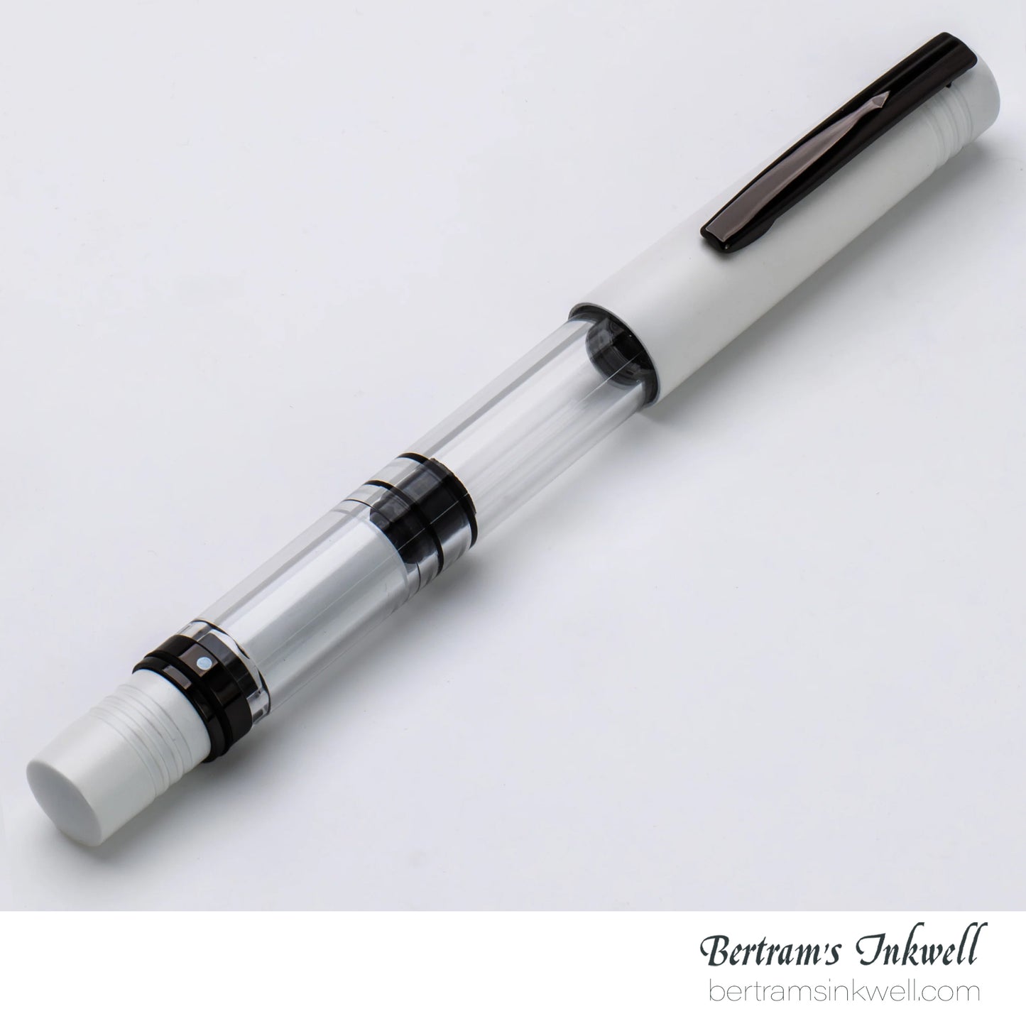 Monteverde MP1 Fountain Pen and Cylinder Pen Holder Set - White Lotus Limited Edition