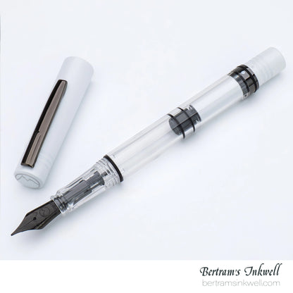 Monteverde MP1 Fountain Pen and Cylinder Pen Holder Set - White Lotus Limited Edition