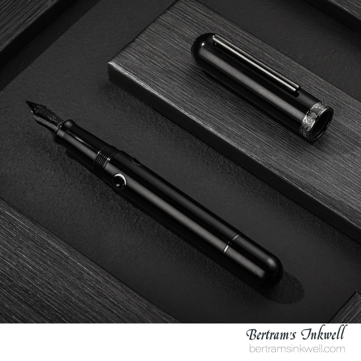 Nahvalur Nautilus Cephalopod Black Fountain Pen