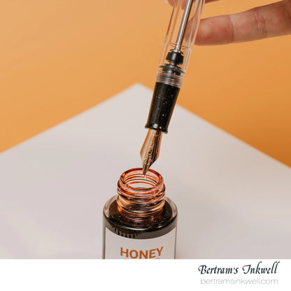 Nahvalur Original Plus Lovina Graphite Fountain Pen