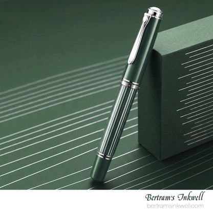 Pelikan Souverän M815 Metal Striped Green Special Edition Fountain Pen