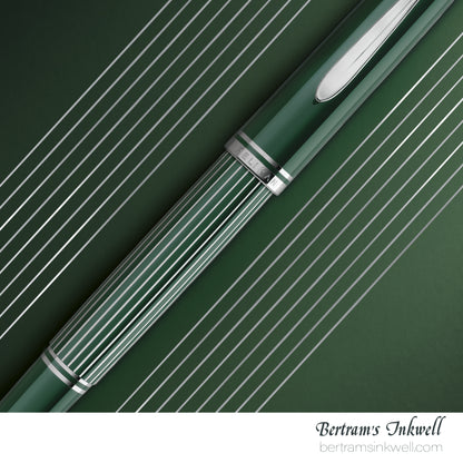 Pelikan Souverän M815 Metal Striped Green Special Edition Fountain Pen