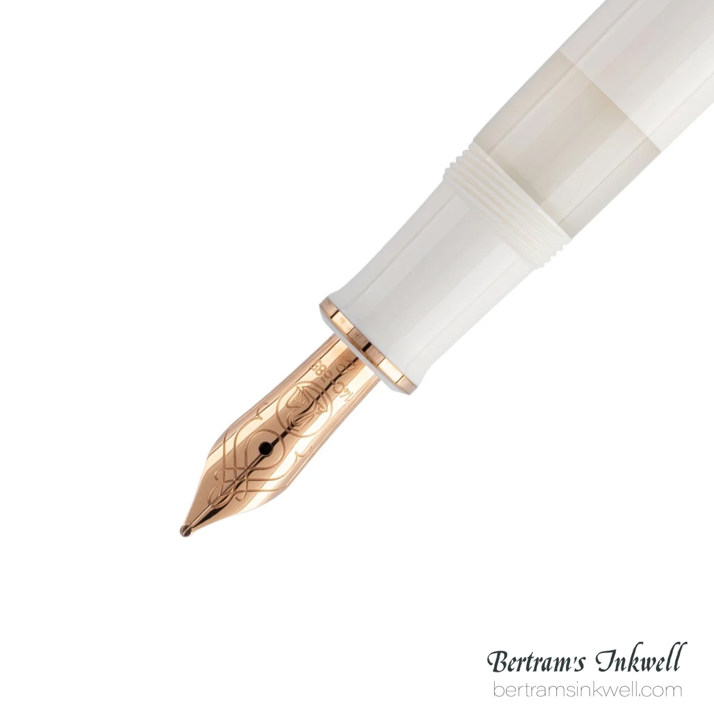 Pelikan Souverän M600 White & Rose Gold Special Edition Fountain Pen