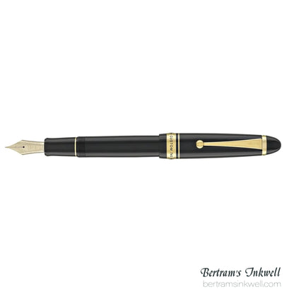 Pilot Custom 743 Black Fountain Pen