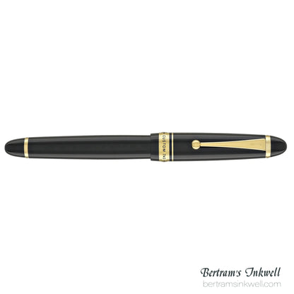 Pilot Custom 743 Black Fountain Pen