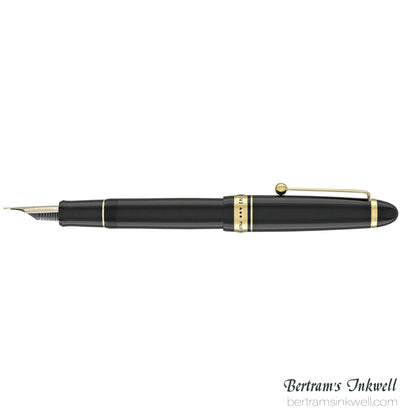 Pilot Custom 743 Black Fountain Pen
