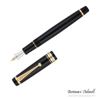 Pilot Custom 845 Urushi Black Fountain Pen