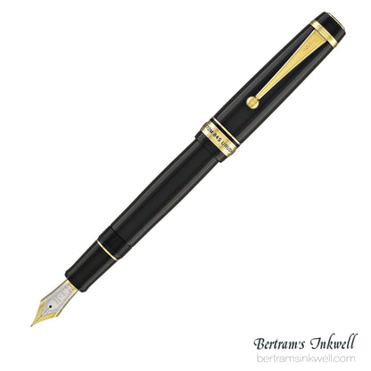 Pilot Custom 845 Urushi Black Fountain Pen