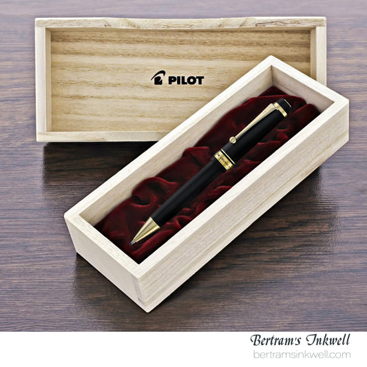 Pilot Custom Urushi Black Ballpoint Pen