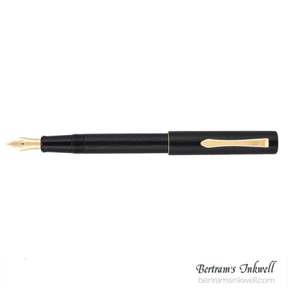 Pilot Ishime Urushi Black Fountain Pen