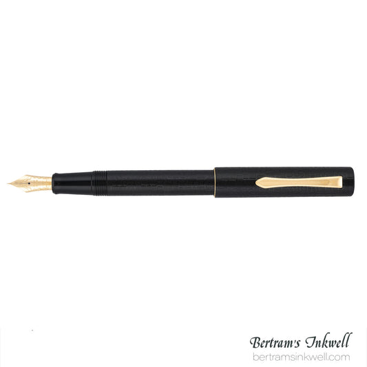 Pilot Ishime Urushi Black Fountain Pen