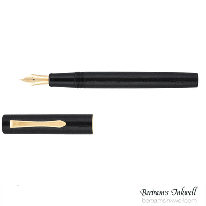 Pilot Ishime Urushi Black Fountain Pen