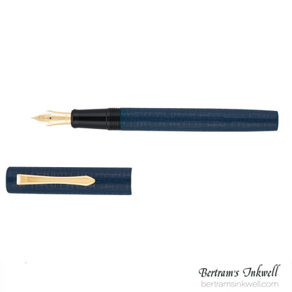 Pilot Ishime Urushi Navy Fountain Pen