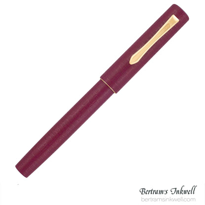 Pilot Ishime Urushi Burgundy Fountain Pen