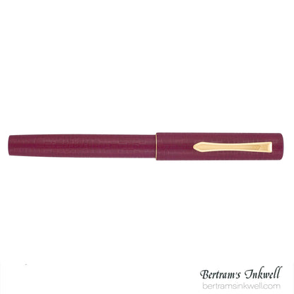 Pilot Ishime Urushi Burgundy Fountain Pen