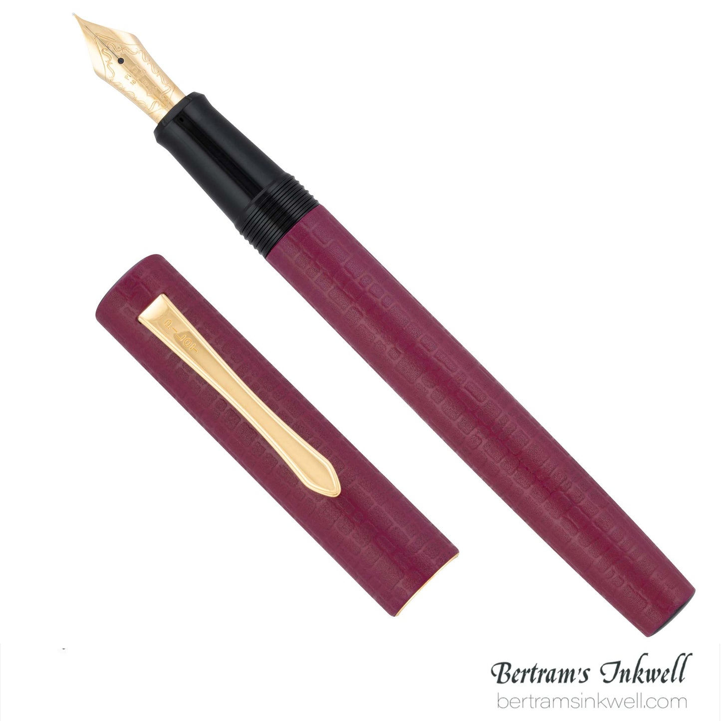 Pilot Ishime Urushi Burgundy Fountain Pen
