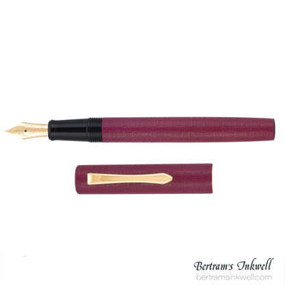 Pilot Ishime Urushi Burgundy Fountain Pen
