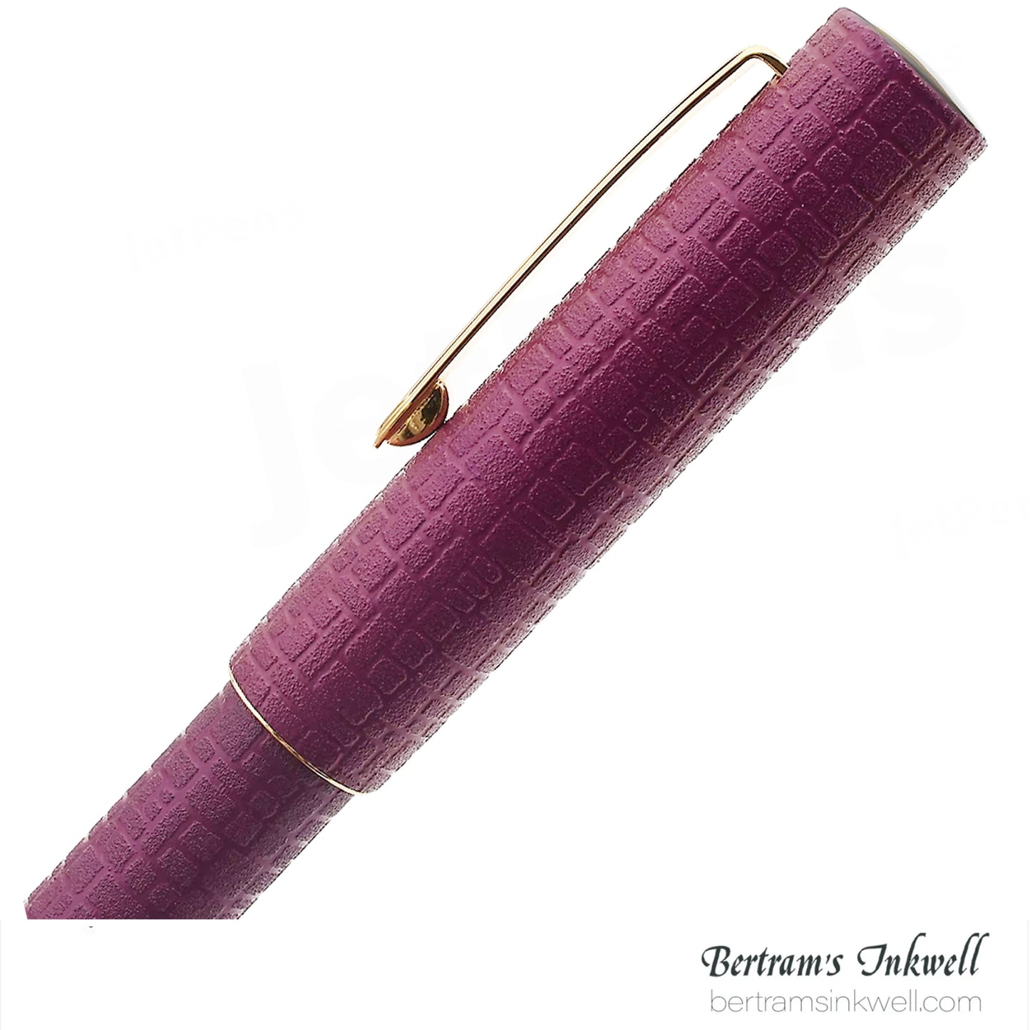 Pilot Ishime Urushi Burgundy Fountain Pen