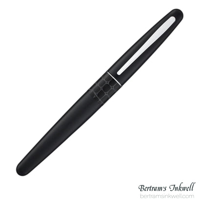 Pilot Metropolitan Animal with Crocodile Matte Black Pattern Fountain Pen