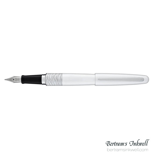 Pilot Metropolitan Animal with Tiger Matte White Pattern Fountain Pen