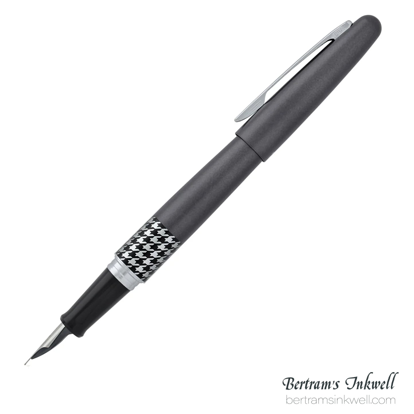 Pilot Metropolitan Retro Pop Grey Fountain Pen