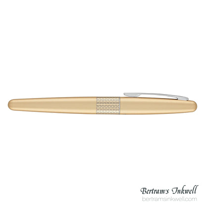 Pilot Metropolitan Gold with Zig Zag Pattern Fountain Pen