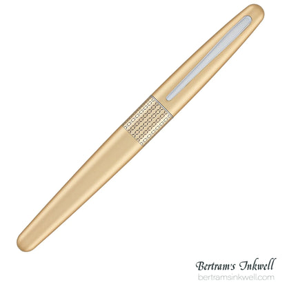Pilot Metropolitan Gold with Zig Zag Pattern Fountain Pen