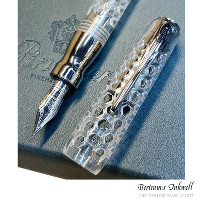Pineider Honeycomb Sugar White Fountain Pen Limited Edition PP11701, 2018