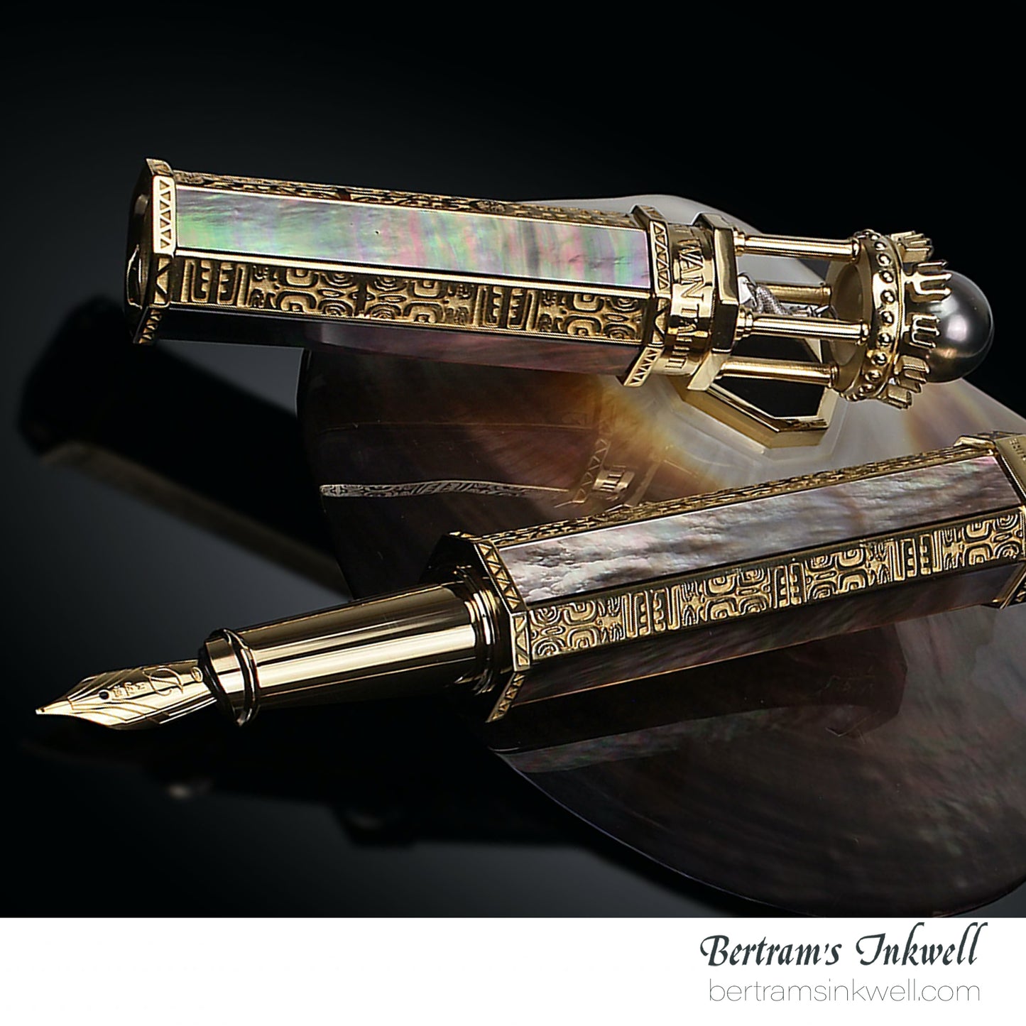 S.T. Dupont Haute Creation King Of Pearl Exclusive Limited Edition Fountain Pen 241192, 2014