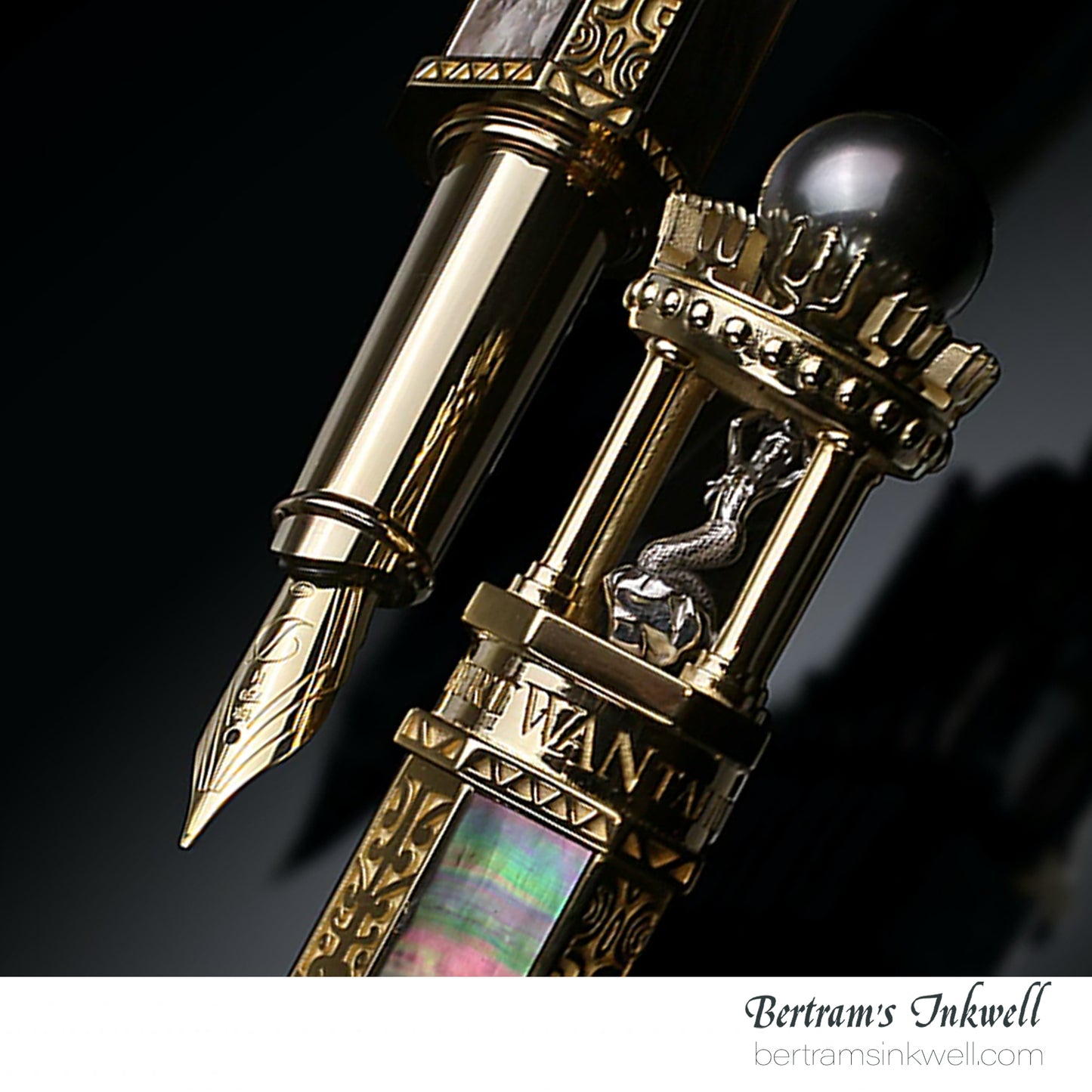 S.T. Dupont Haute Creation King Of Pearl Exclusive Limited Edition Fountain Pen 241192, 2014