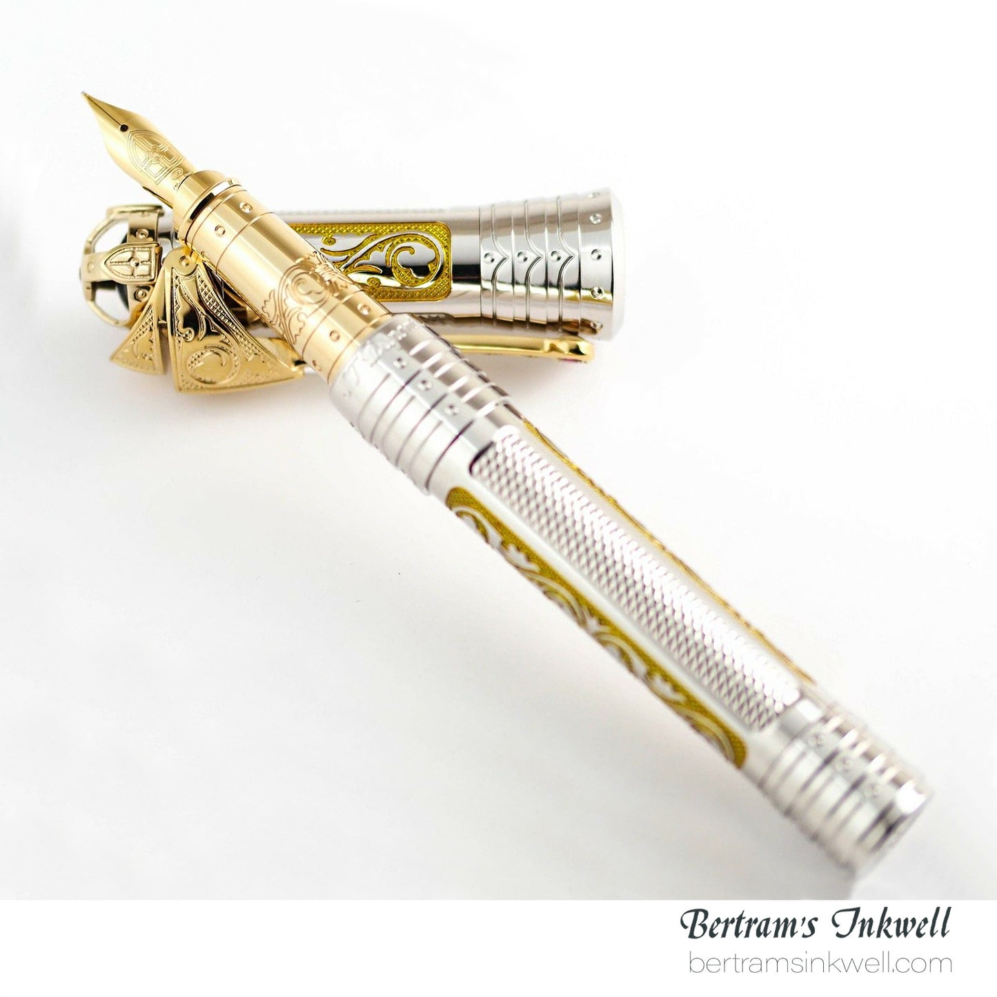 S.T. DUPONT White Knight Prestige Limited Edition Fountain Pen 242030, 2014