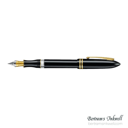 Sheaffer Balance III E893 Glossy Black & Gold Trim Fountain Pen