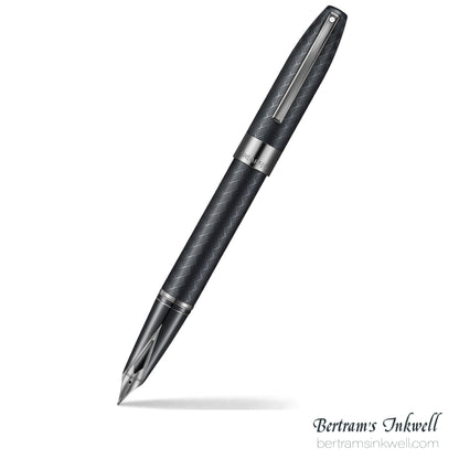 Sheaffer Legacy® Heritage Black Chevron Fountain Pen