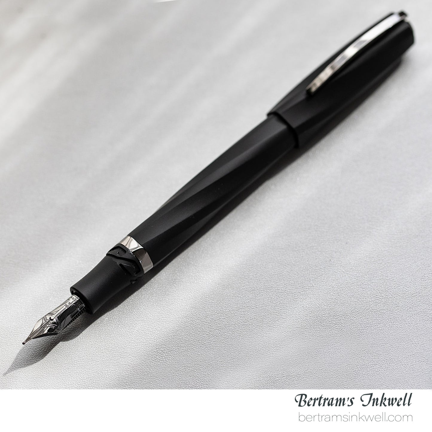 Visconti Divina Matte Black Oversize Fountain Pen