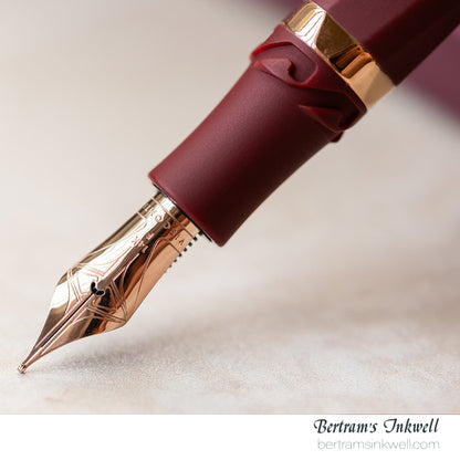 Visconti Divina Matte Bordeaux Oversize Fountain Pen
