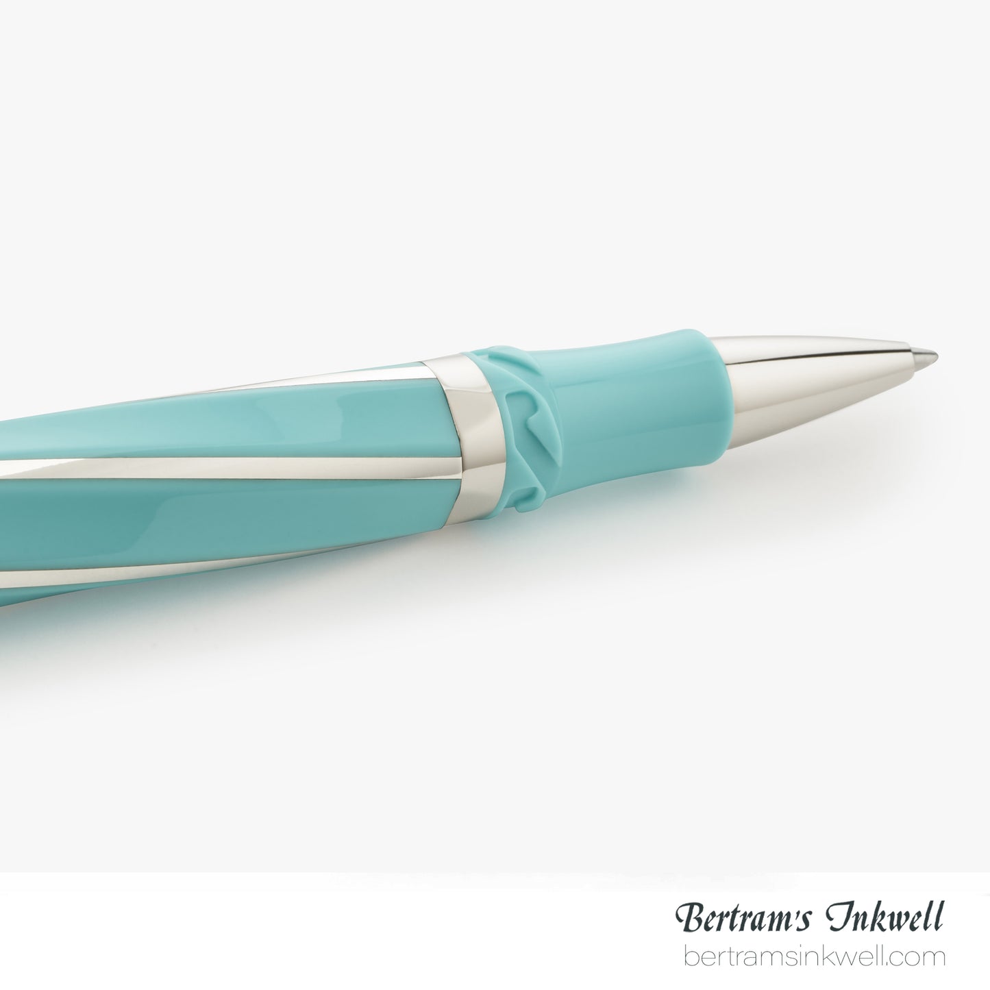 Visconti Divina Elegance Wave Oversize Rollerball
