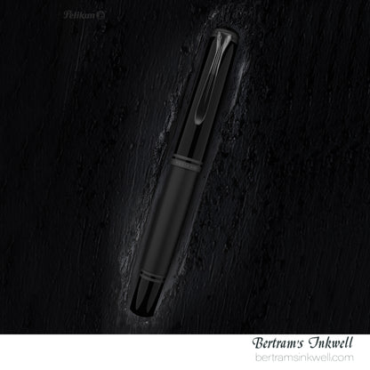 Pelikan Souverän M809 Black Matt Special Edition Fountain Pen