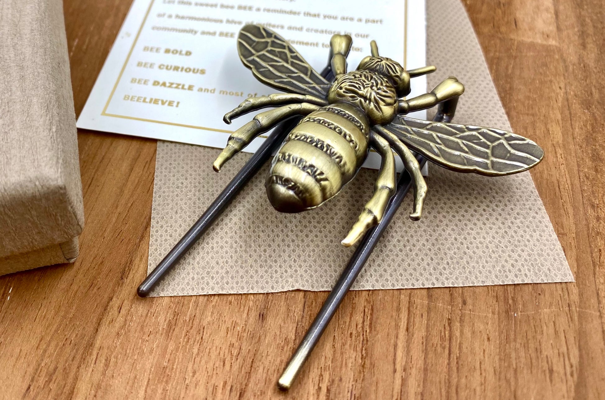 Esterbrook Bee Page Holder