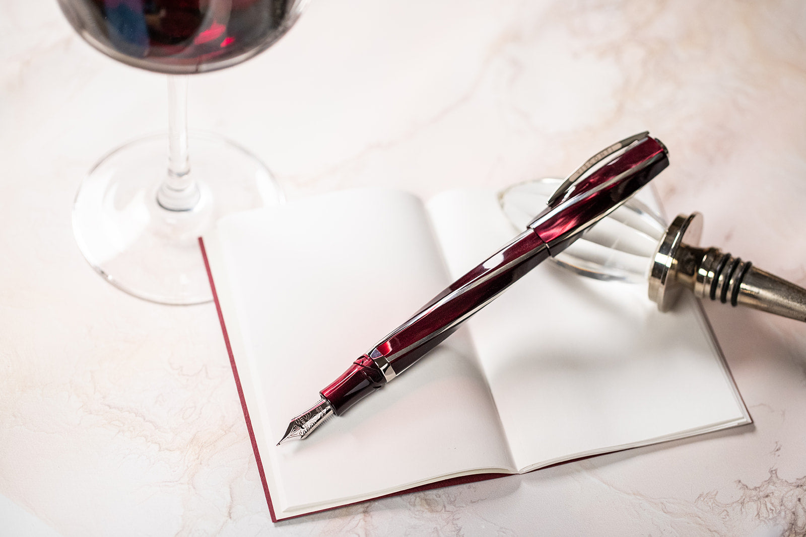 Visconti Divina Elegance Bordeaux Fountain Pen