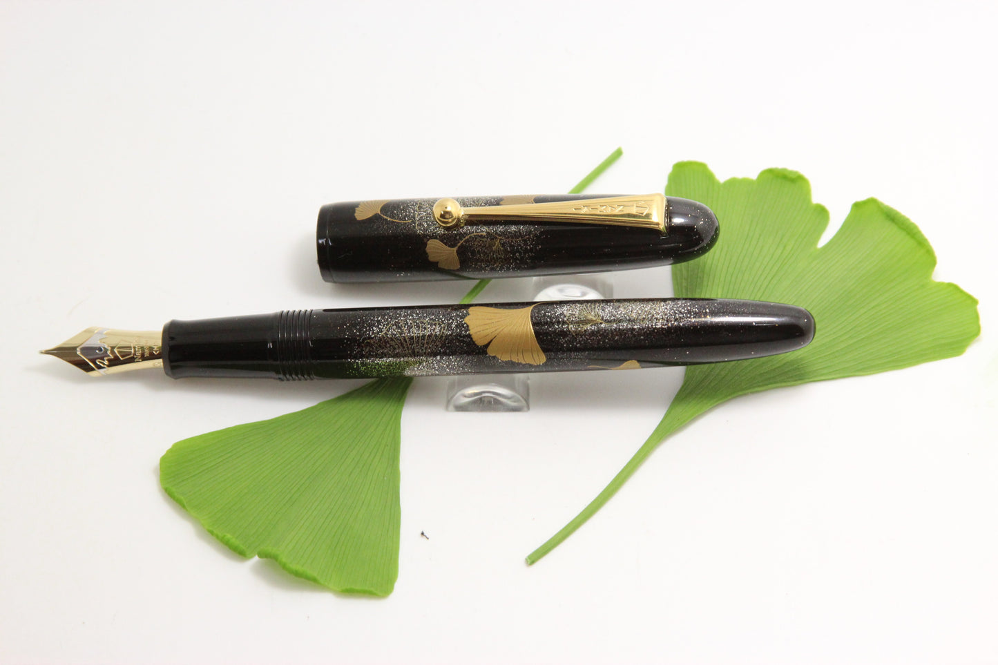 Namiki Yukari Maki-e Fountain Pen - Ginkgo