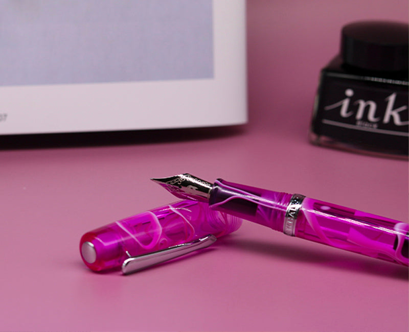 Narwhal Original Hippocampus Purple Fountain Pen