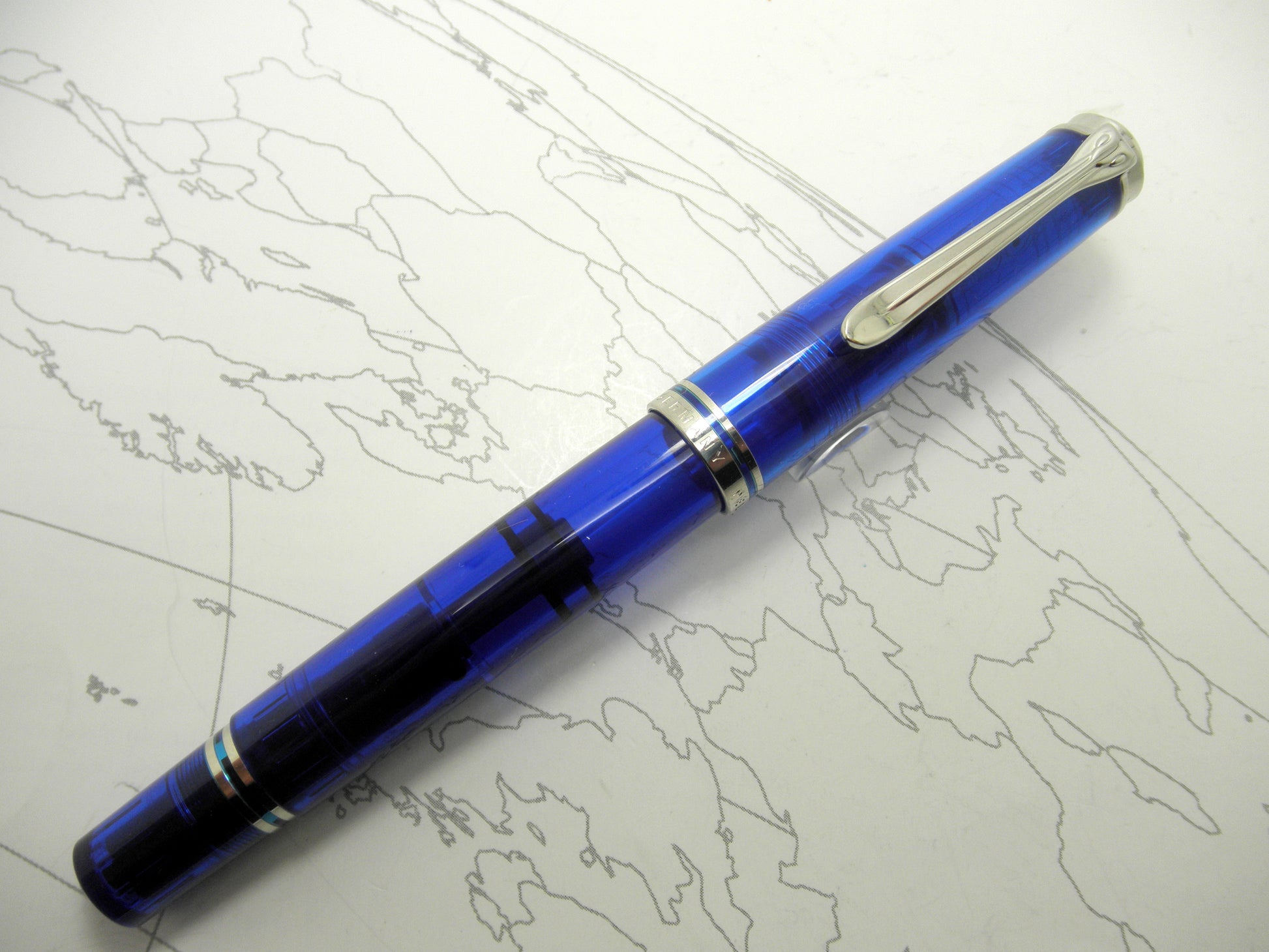 Pelikan M605 Marine Blue Transparent