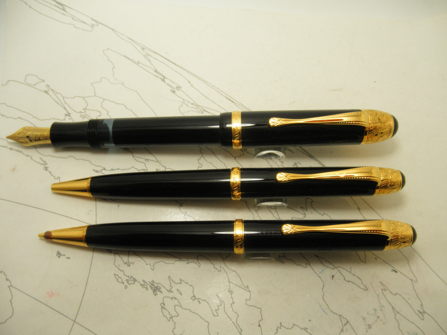 MontBlanc Writers Edition Voltaire 3-Piece Set